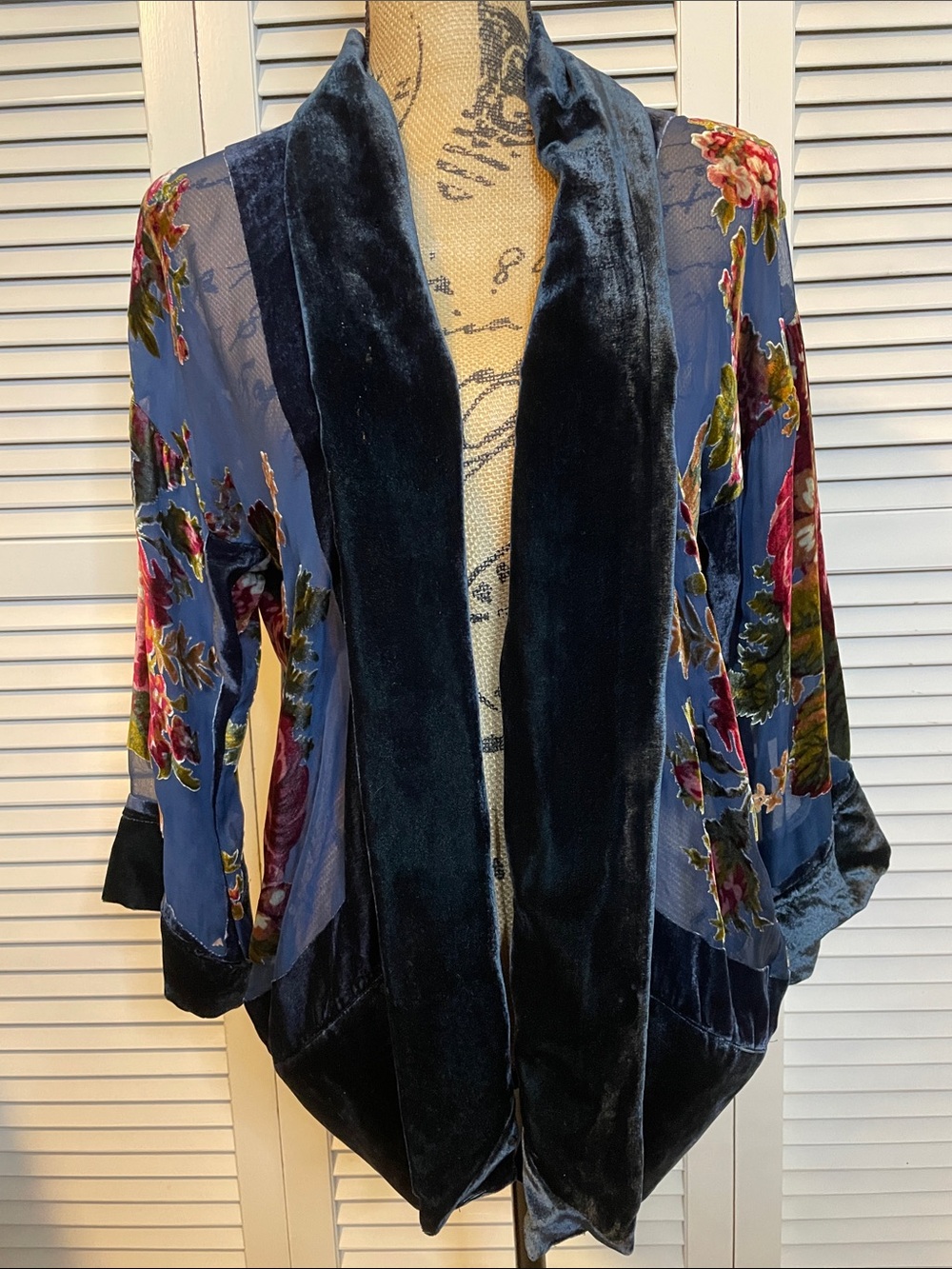 Soft Surroundings Blue Floral Velvet-Trim Kimono Jacket - Sz S/M